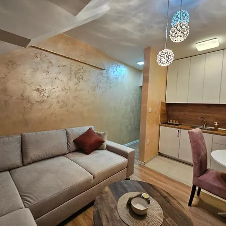 Mrakovica 1935 아파트