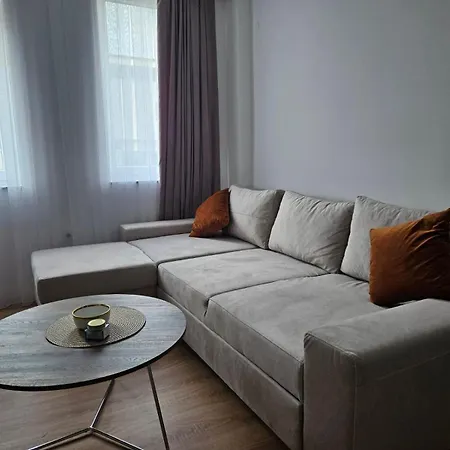 アパート Mrakovica 1935 *